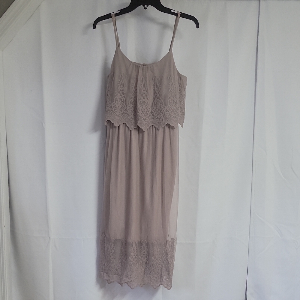 Elegant Lace Trim Dress